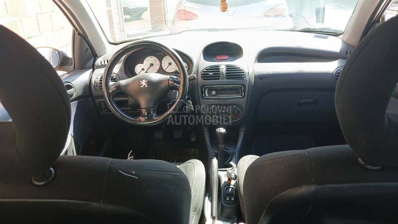 Peugeot 206 