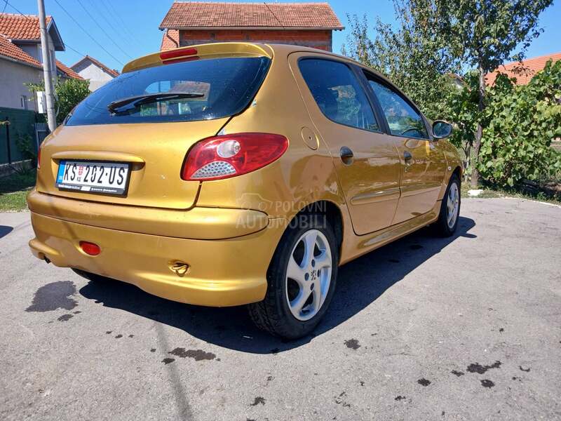 Peugeot 206 