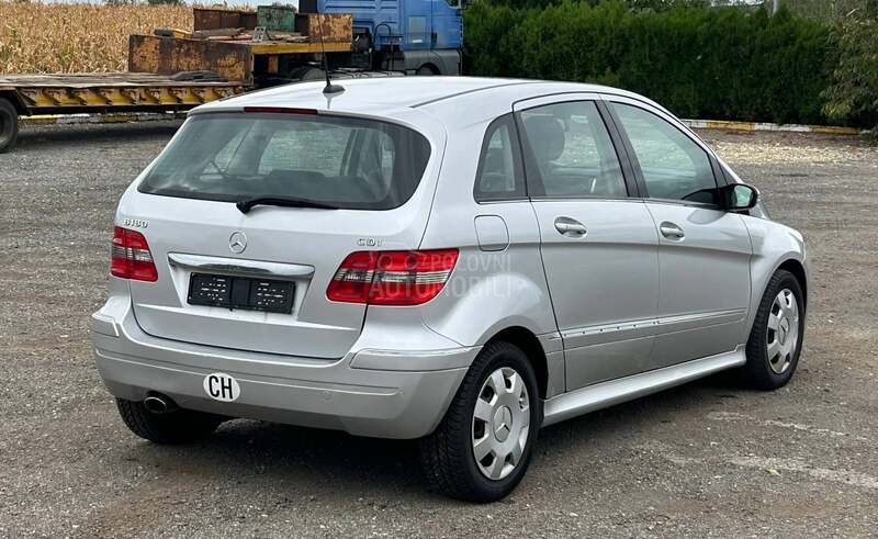 Mercedes Benz B 180 B180