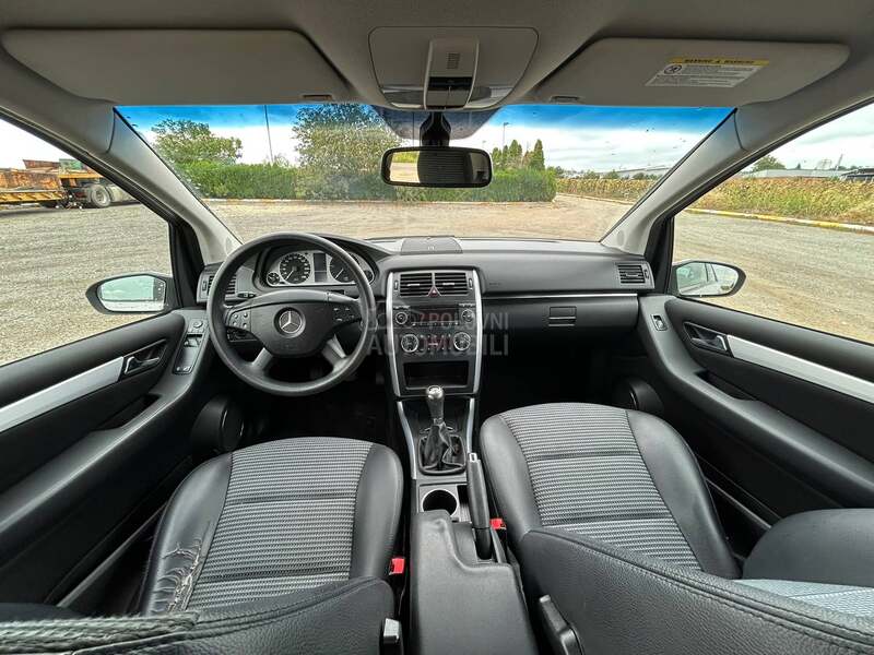 Mercedes Benz B 180 B180