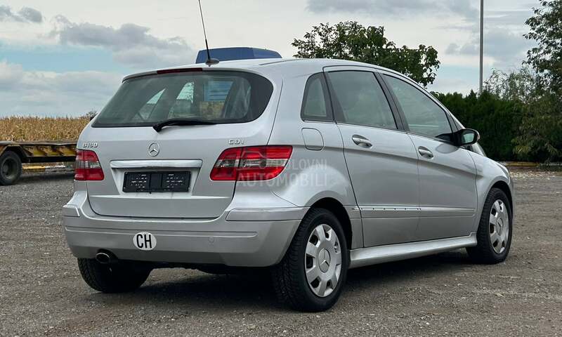 Mercedes Benz B 180 B180