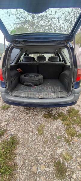 Renault Laguna 