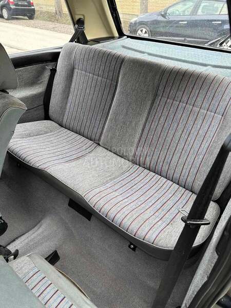 Volkswagen Golf 2 1.6 FABRIKA