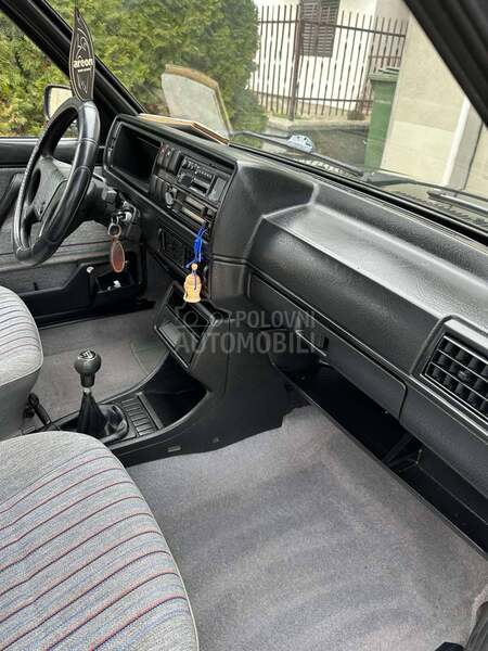Volkswagen Golf 2 1.6 FABRIKA
