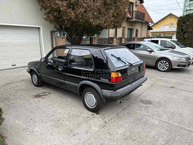 Volkswagen Golf 2 1.6 FABRIKA