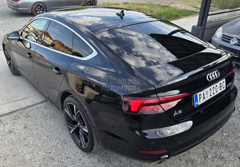 Audi A5 2.0 g-tron