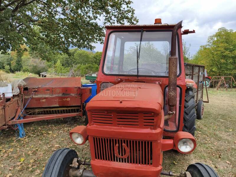 Universal 445