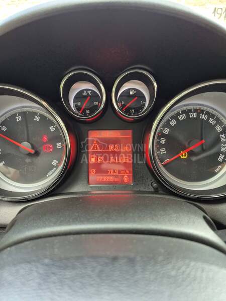 Opel Astra J cdti
