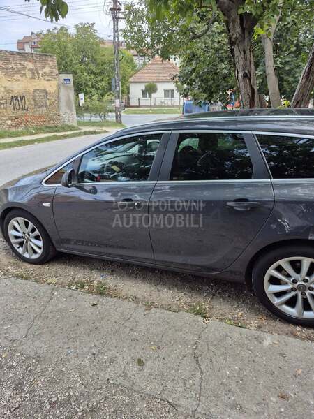 Opel Astra J cdti