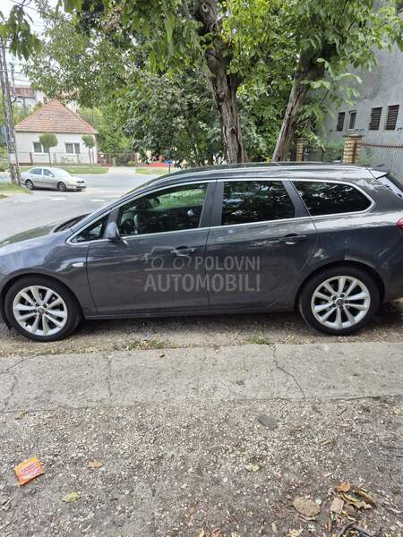 Opel Astra J cdti