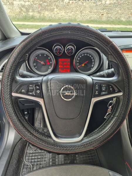 Opel Astra J cdti