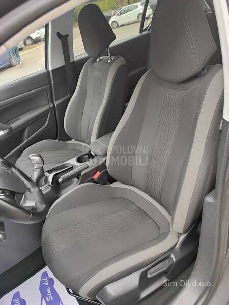 Peugeot 308 1.2