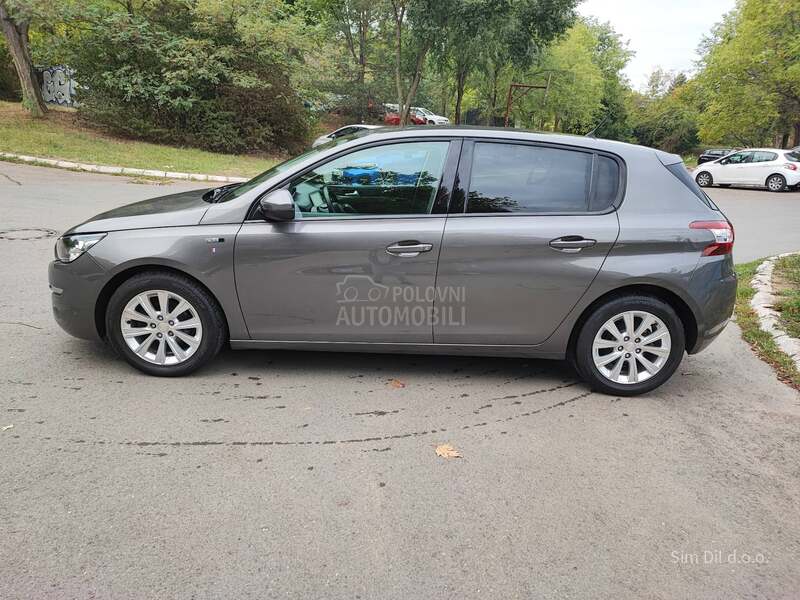 Peugeot 308 1.2