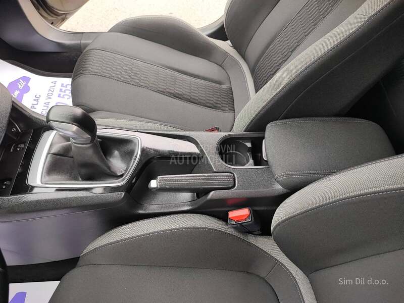 Peugeot 308 1.2