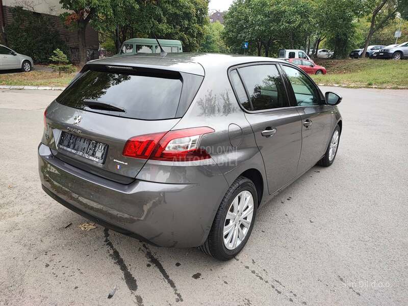 Peugeot 308 1.2