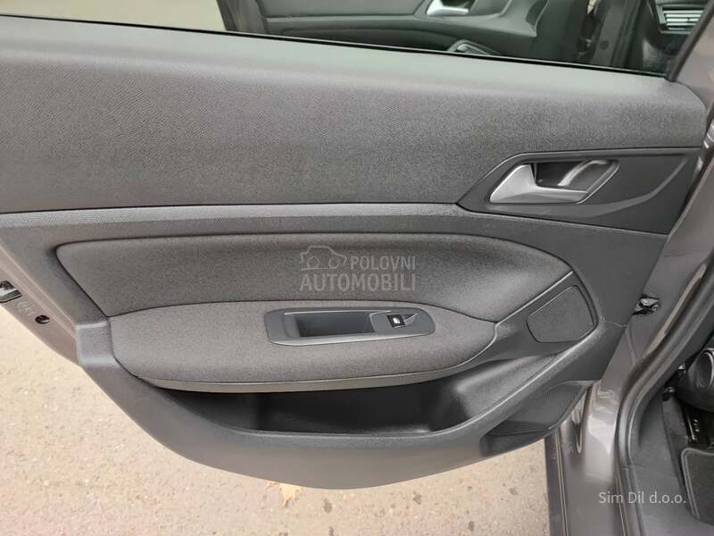 Peugeot 308 1.2