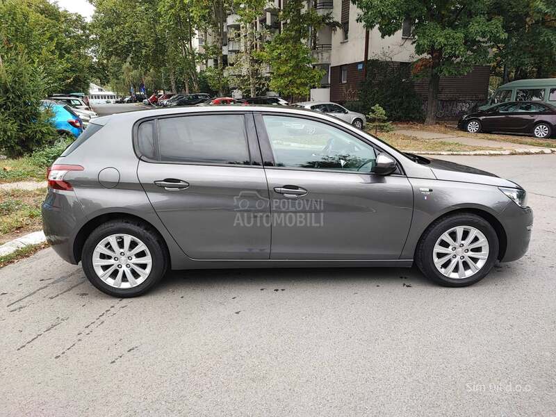 Peugeot 308 1.2