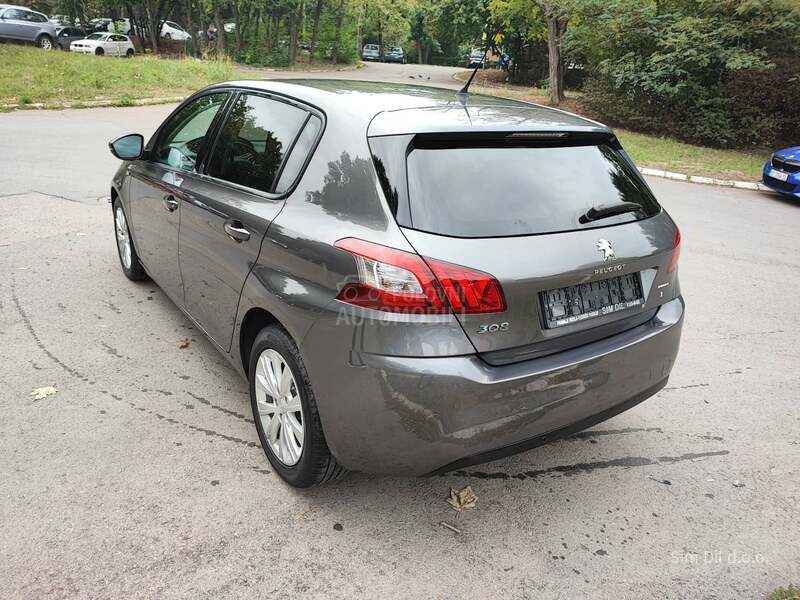 Peugeot 308 1.2