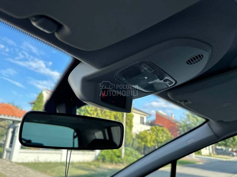 Peugeot 308 1.6 HDI COMFORT