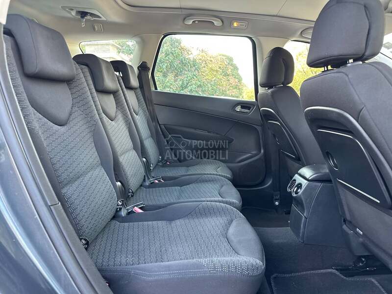 Peugeot 308 1.6 HDI COMFORT