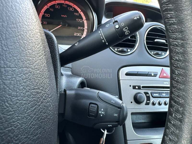 Peugeot 308 1.6 HDI COMFORT