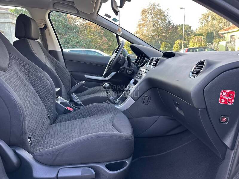 Peugeot 308 1.6 HDI COMFORT