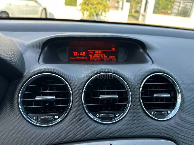 Peugeot 308 1.6 HDI COMFORT