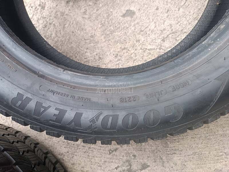 Goodyear 205/55 R16 Zimska