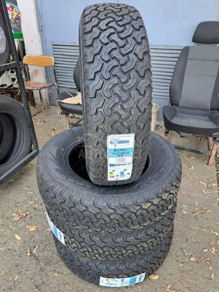 Ostalo 215/70 R16 Sve sezone