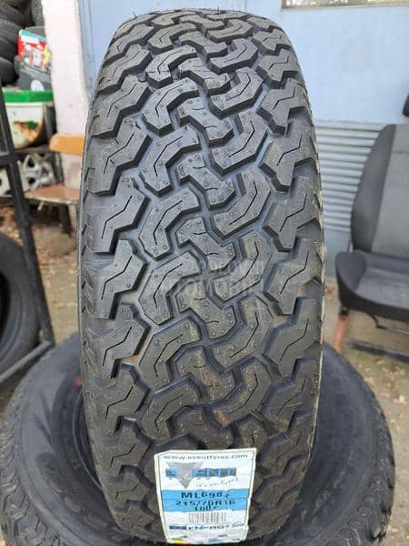 Ostalo 215/70 R16 Sve sezone
