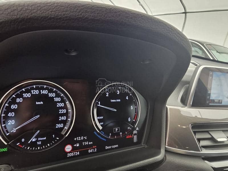 BMW X1 x Drive Aut. 8 guma BMW X1 x Drive Aut. 8 guma