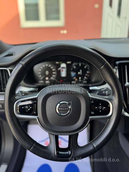 Volvo V60 R DESING HYBRID