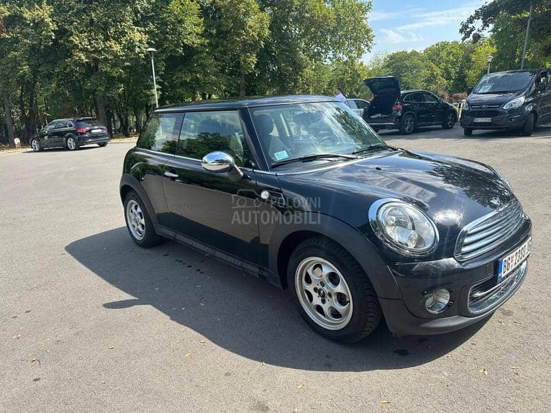 MINI Cooper 