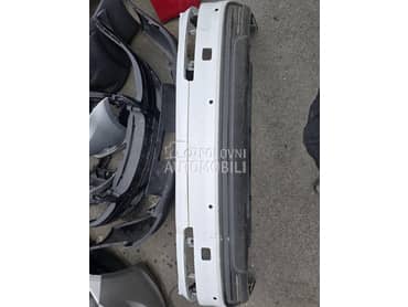 zadnji branik za Audi Q7 od 2015. do 2020. god.