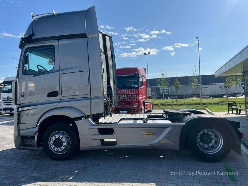 Mercedes Benz Actros 1851 LS