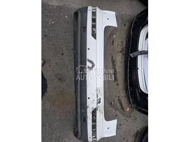 zadnji branik za Audi Q5 od 2016. do 2020. god.