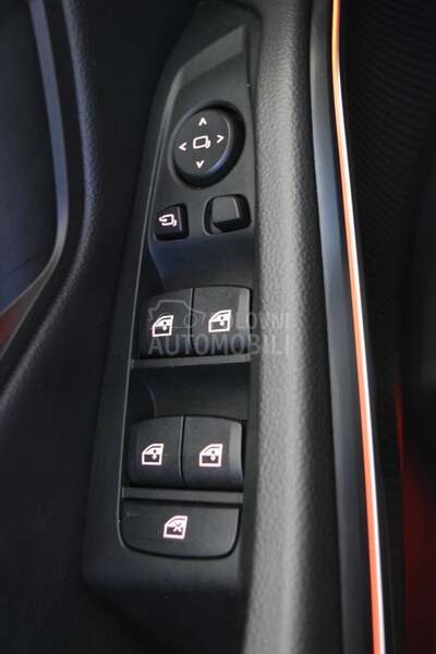 BMW 330 xDrive M Paket AT
