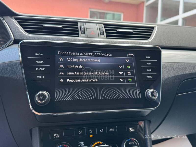 Škoda Superb 2.0tdi dsg
