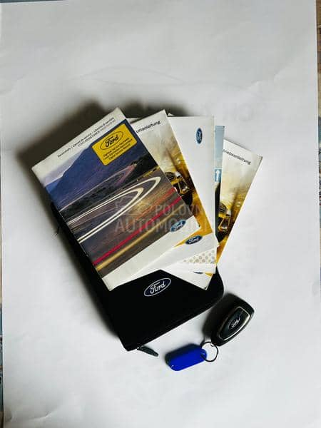 Ford Kuga 2.0tdci 4x4 TOOOP CH