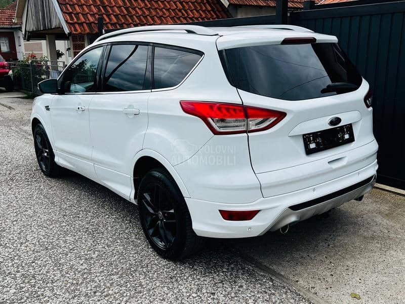 Ford Kuga 2.0tdci 4x4 TOOOP CH