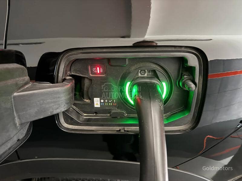 Citroen C5 Aircross EAT8 Plug-in SHINE