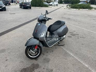 Piaggio Vespa gts 300