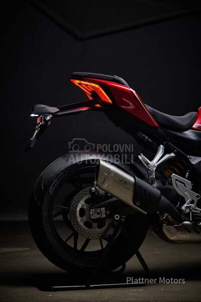 QJMOTOR SRK 800RR