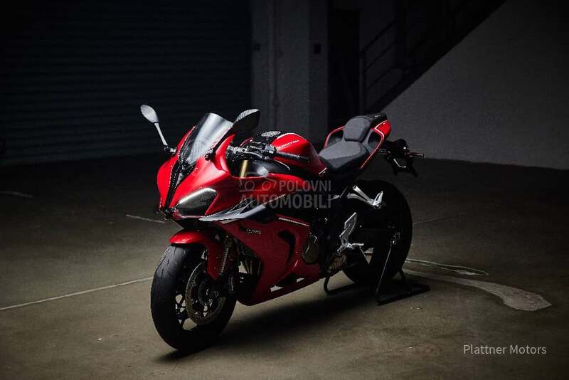 QJMOTOR SRK 800RR