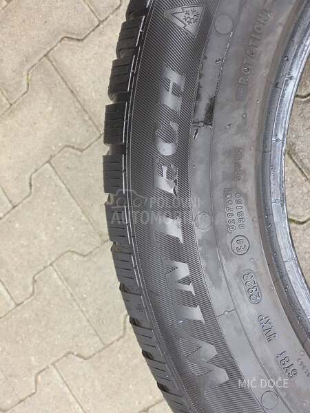 Viking 235/65 R17 Zimska