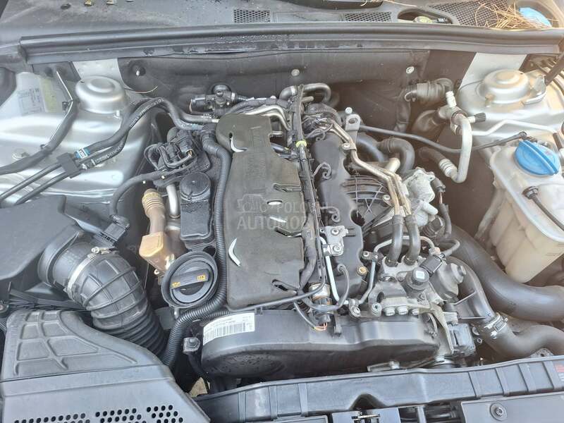 Audi A5 2011. god. -  kompletan auto u delovima