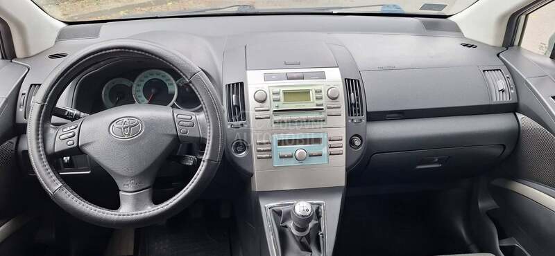 Toyota Corolla Verso 