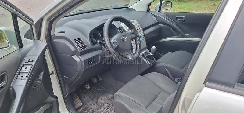Toyota Corolla Verso 