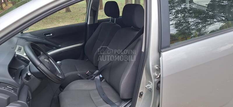 Toyota Corolla Verso 