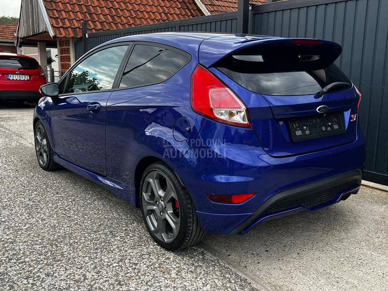 Ford Fiesta 1.6 ST TOOOP CH